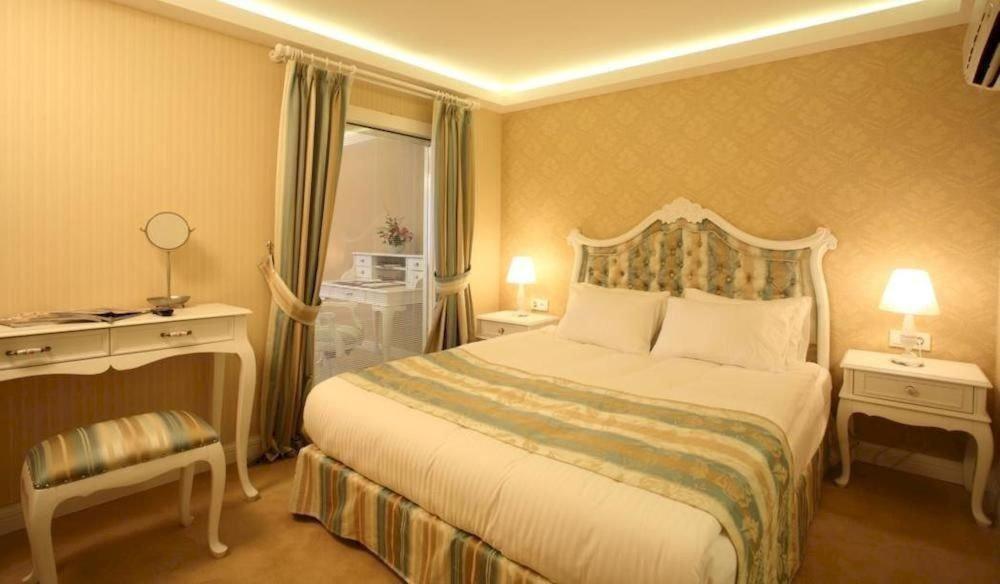 Moss Suites Hotel Istanbul Bagian luar foto