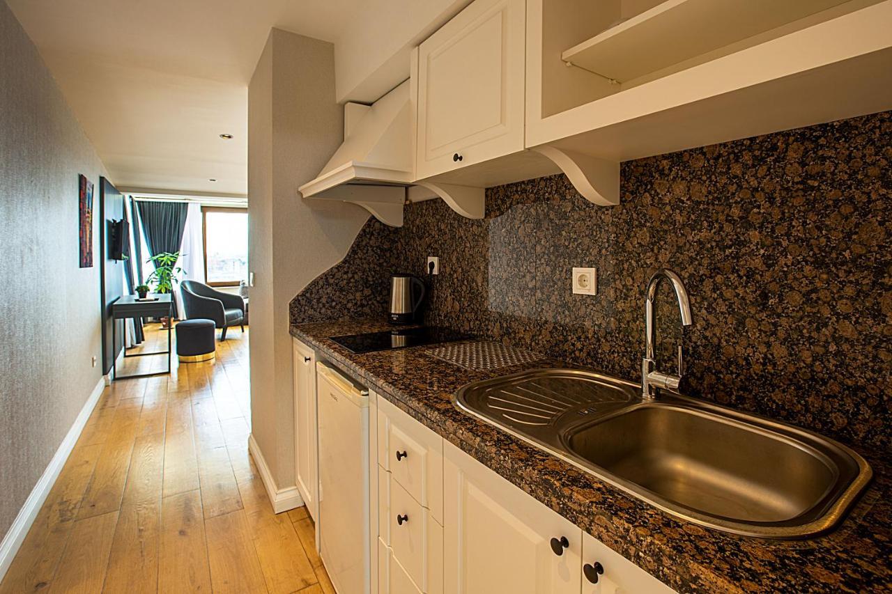 Moss Suites Hotel Istanbul Bagian luar foto