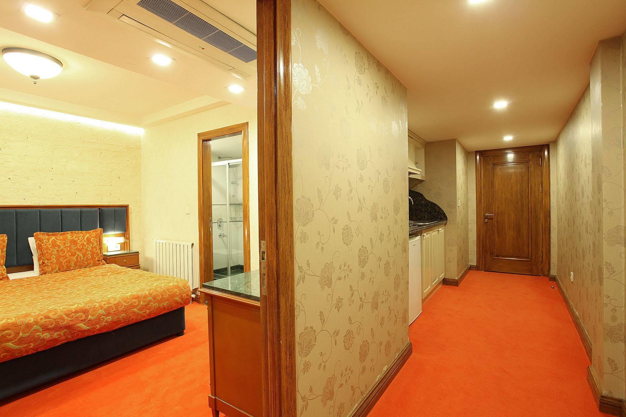 Moss Suites Hotel Istanbul Bagian luar foto