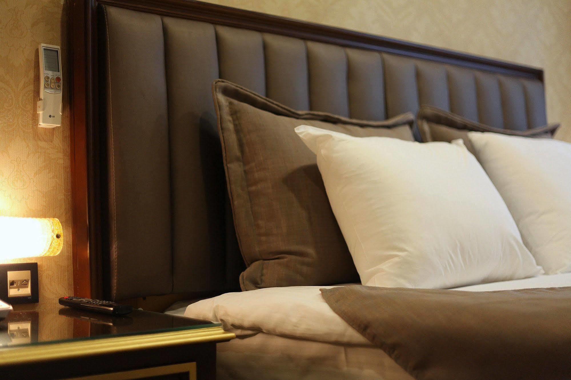 Moss Suites Hotel Istanbul Bagian luar foto